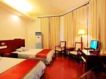 Luchi Hotel Luyang  Exterior photo