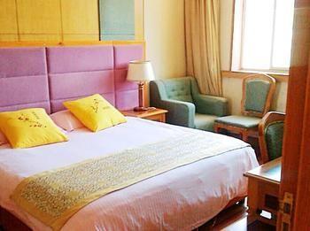 Luchi Hotel Luyang  Exterior photo